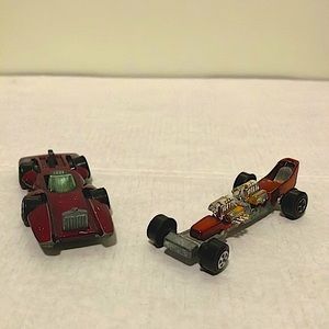 Vintage 1969 Custom Dragster & 1970 Leaping Limo car by Johnny Lightening Topper
